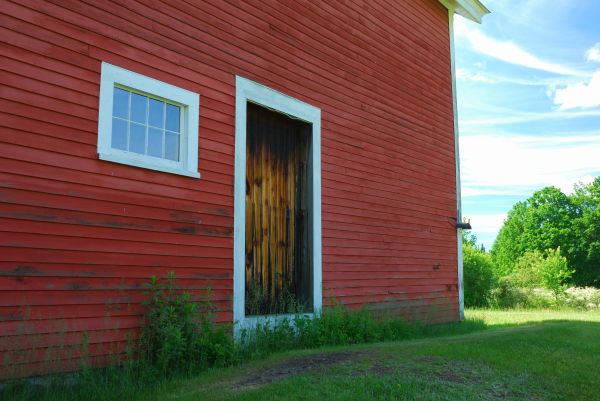Wood Barn Siding Installation in Fremont
